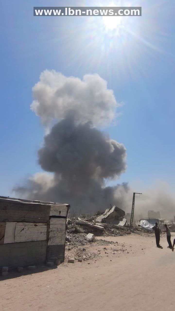 Israeli army strikes operative in Gaza and Hamas sites in south