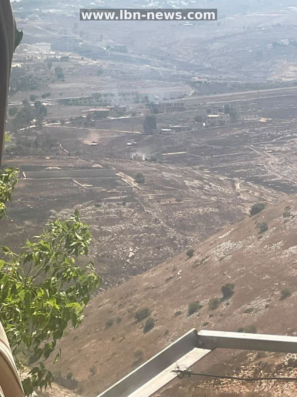 🔴 Israeli vehicles move on the outskirts of Mays al-Jabal